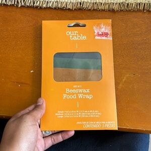 Bee wax food wraps